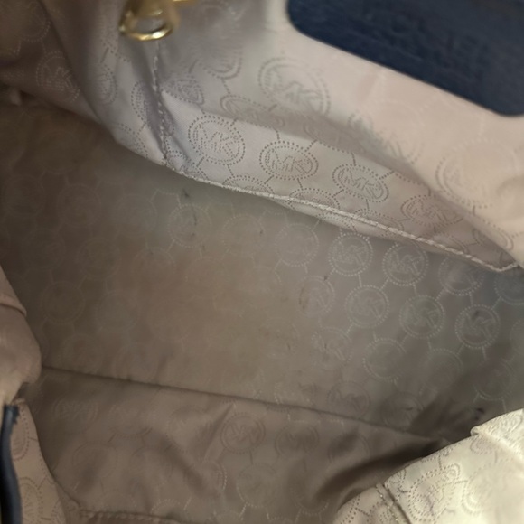 Michael Kors Navy Leather Bag - Picture 14 of 14